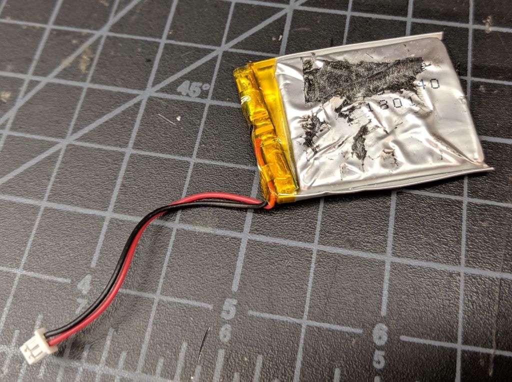 VR006 stock 500mah battery